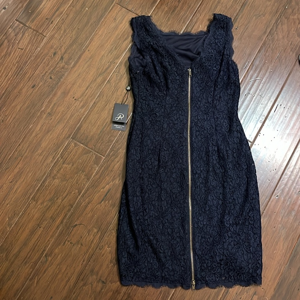NEW Adrianna Papell Boatneck Lace Sheath Dress Navy Size 6 - Picture 7 of 7